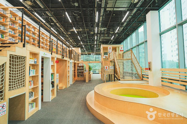 서대문자연사박물관 3층 북파크